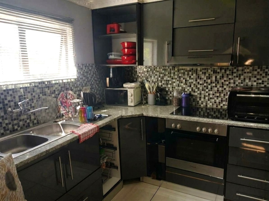 2 Bedroom Property for Sale in Mdantsane Nu 13 Eastern Cape